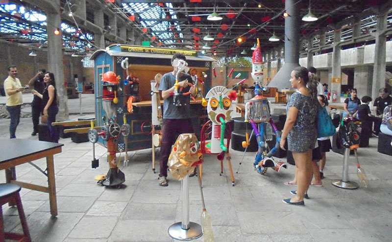 Artista durante apresentação das atrações em São Paulo (foto: Divulgação)